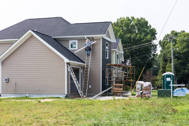 Storm Damage Siding Repair in Mount Pleasant, MI